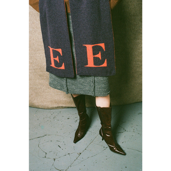 Model wearing HADES E scarf