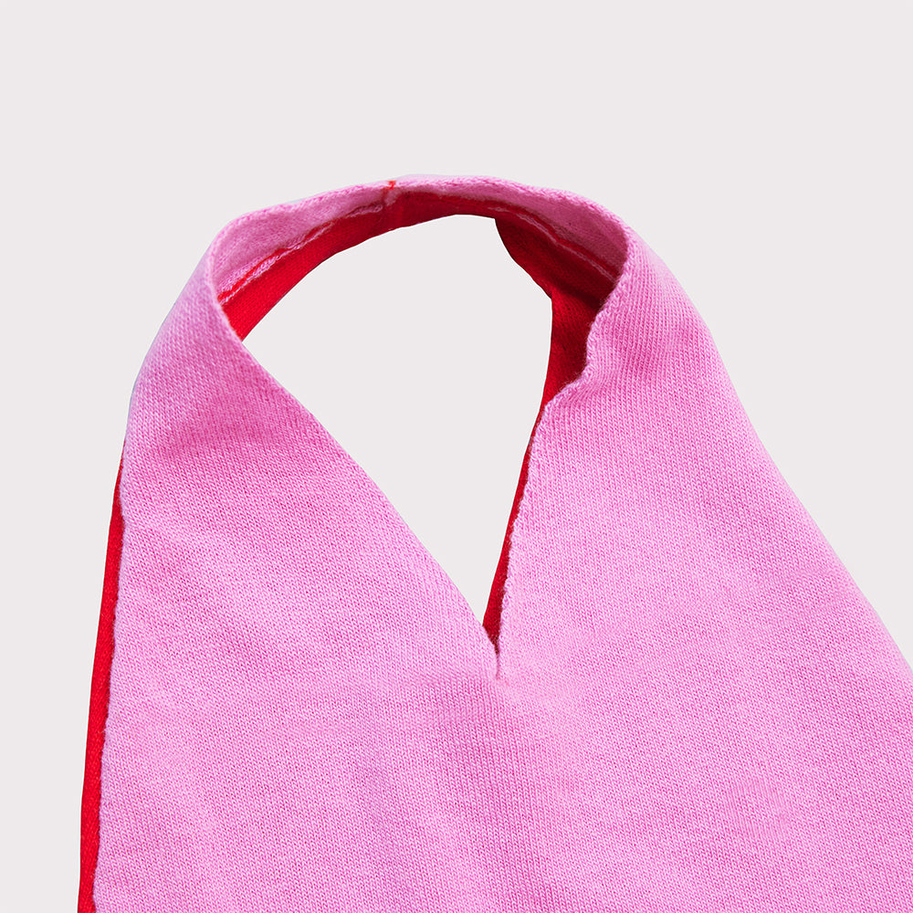 Close up of the handle on the 'Call Me' Blondie bag