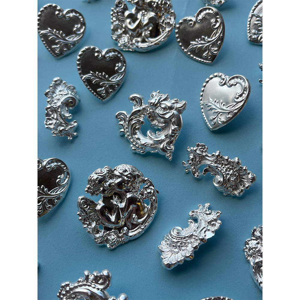Flatshot of the 138 Buttons