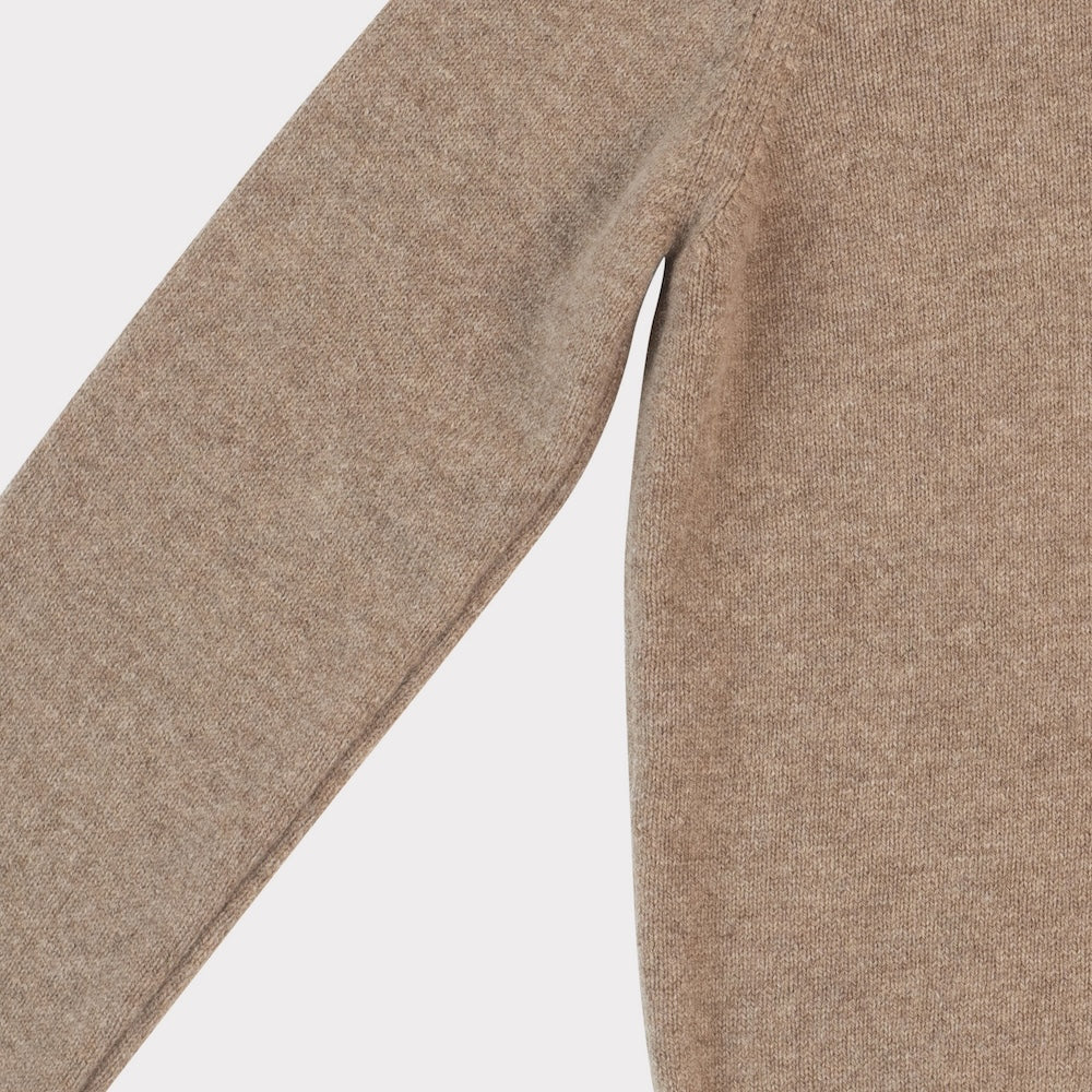 Arm detail of the Oatmeal Sabi knit 