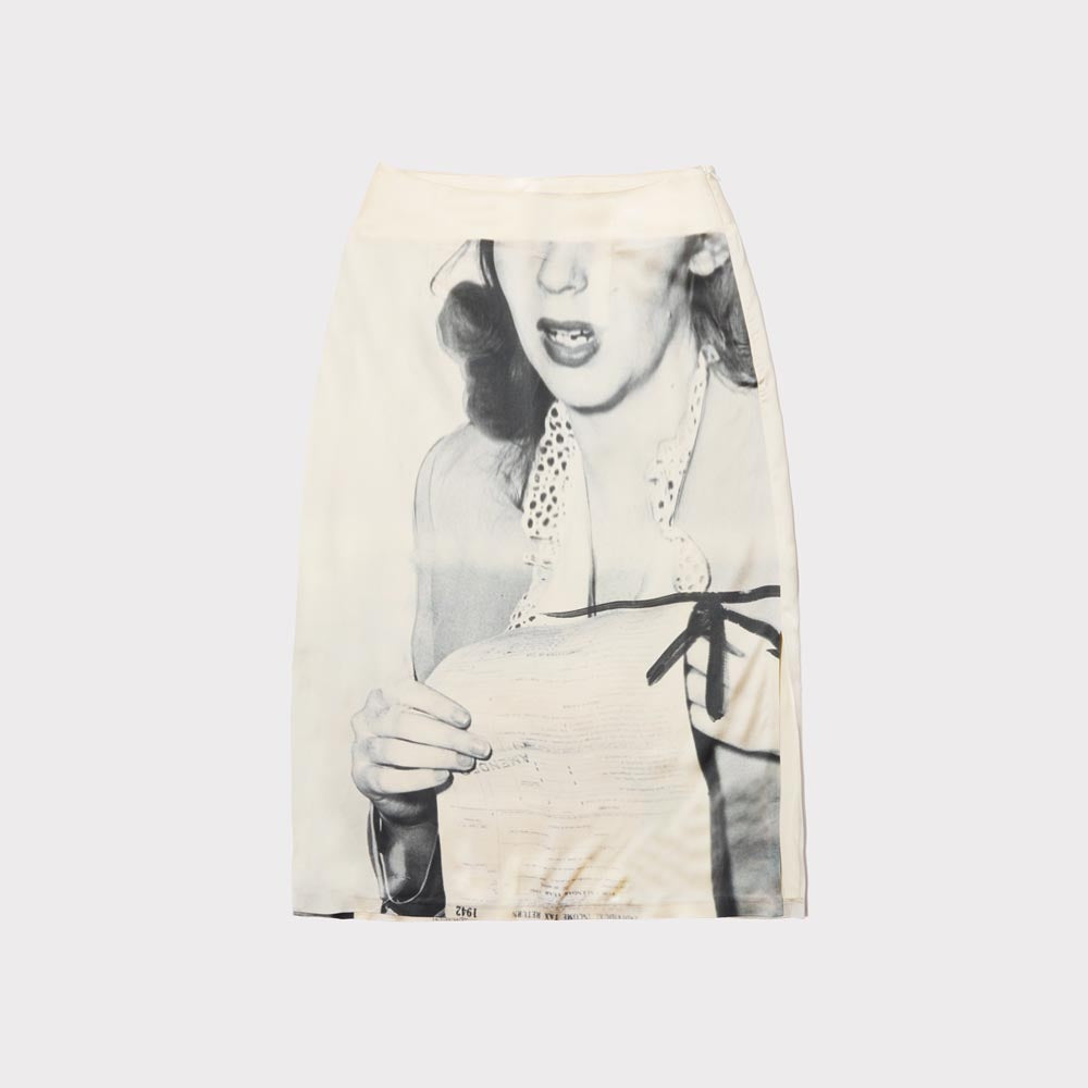 Front flatshot of the Ordinary Happiness Skirt.