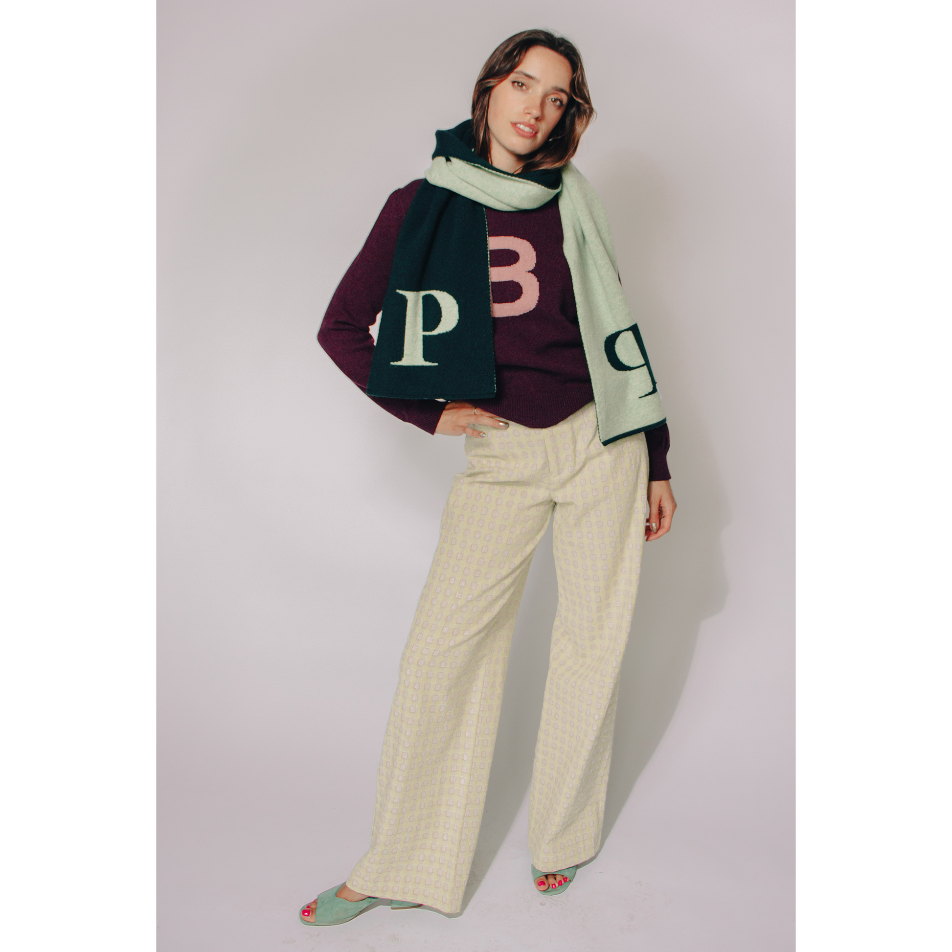 HADES Alphabet letter P scarf model